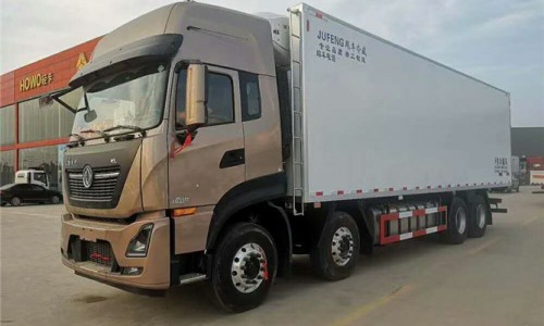 東風天龍KL前四后八冷藏車 