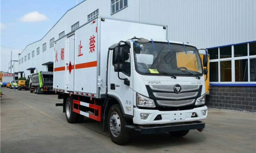 5.15米危險(xiǎn)品廂式運(yùn)輸車(chē) 