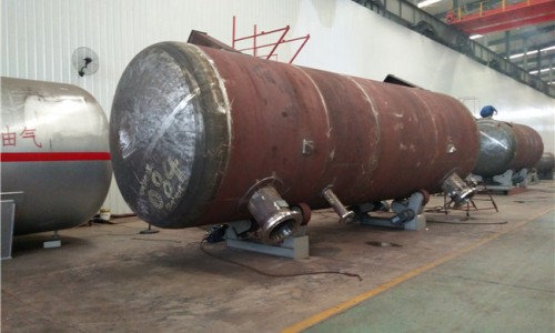 32立方埋地液化氣儲(chǔ)罐 