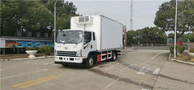 黃牌冷藏車.jpg