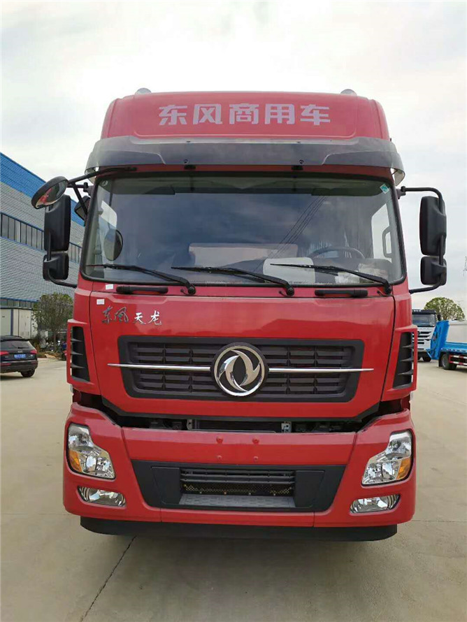 散裝飼料運(yùn)輸車(chē)參數(shù).jpg