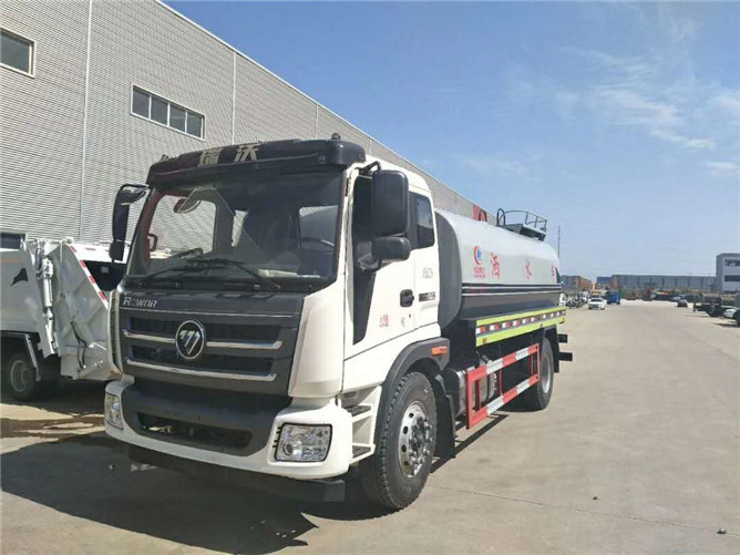 15立方灑水車.jpg