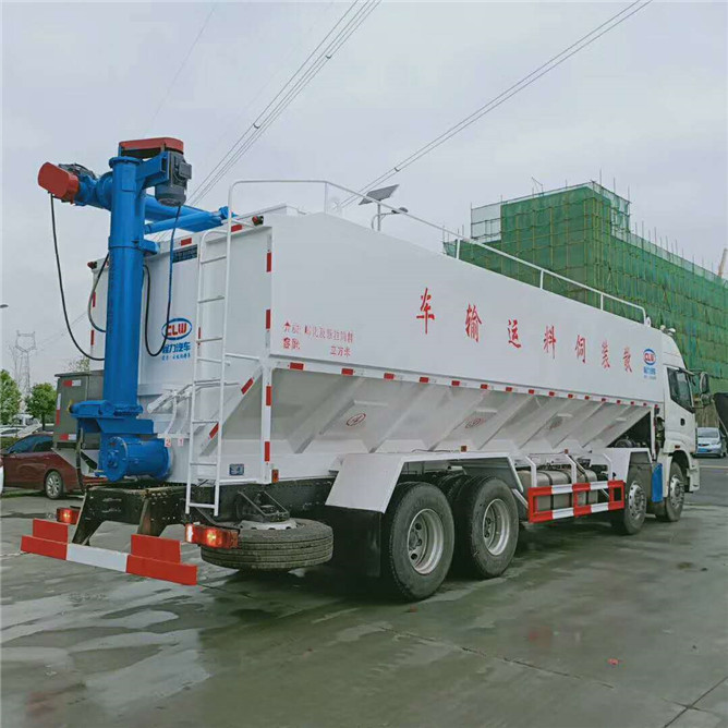30方散裝飼料運(yùn)輸車.jpg