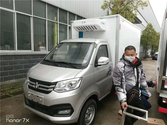 冷藏車廠家.jpg