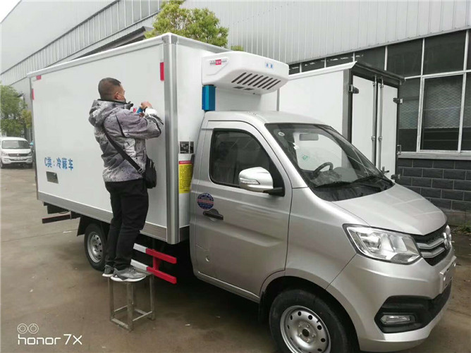 冷藏車價格.jpg