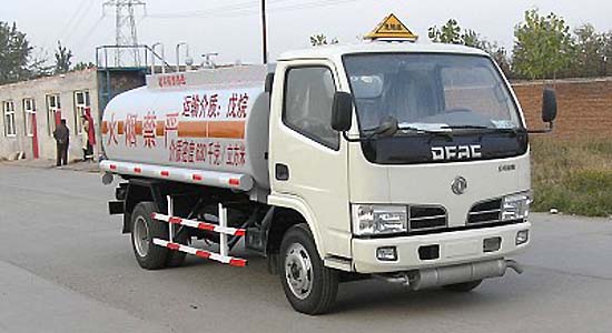 東風(fēng)金霸新戊烷運(yùn)輸車(chē) 