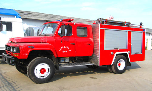 東風140水罐消防車 