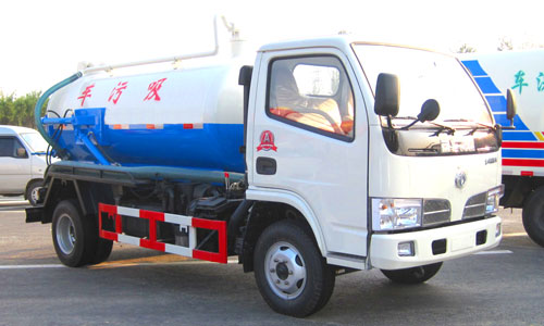 東風(fēng)福瑞卡吸污車 
