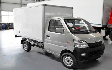 長(zhǎng)安星卡小型冷藏車 