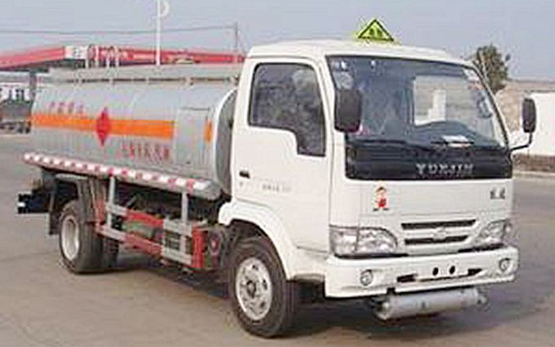 躍進(jìn)加油車 