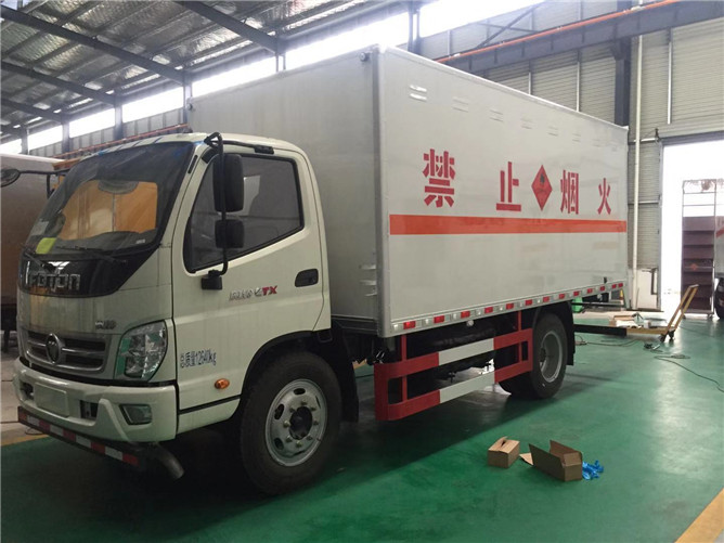 福田奧鈴氣瓶運(yùn)輸車(chē) 