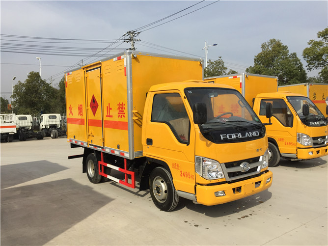 福田時(shí)代氣瓶運(yùn)輸車(chē) 