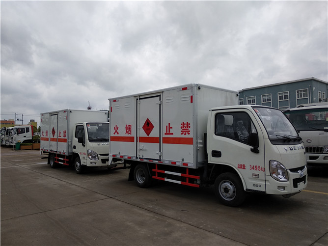 躍進(jìn)氣瓶運(yùn)輸車(chē)價(jià)格 