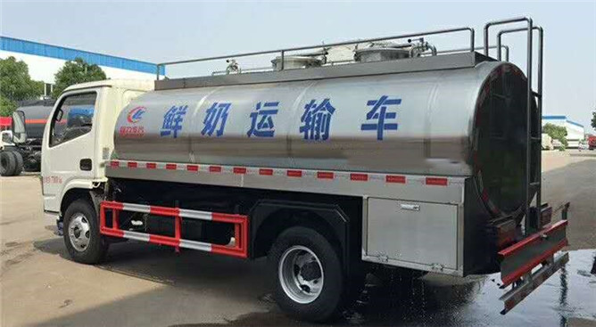 4.2立方鮮奶運(yùn)輸車(chē) 