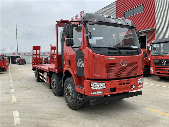 解放小三軸平板運輸車 